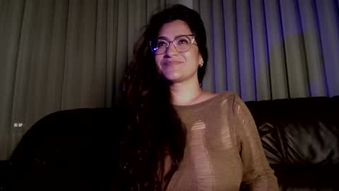 Snapshot of deesseluxure_ chatting on 5, 1, 2025 Andre online show from 5, 1, 2025