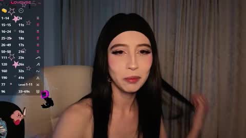 Snapshot of deftsuki chatting on 27, 11, 2025 Stephanie.e online show from 27, 11, 2025