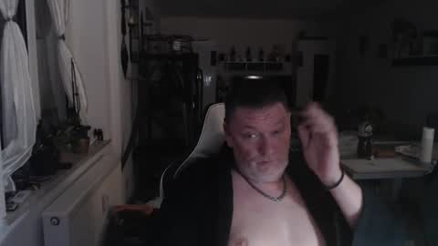 deinprinz2312 online show from 27, 1, 2025