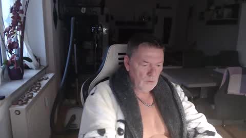 deinprinz2312 online show from 16, 10, 2025