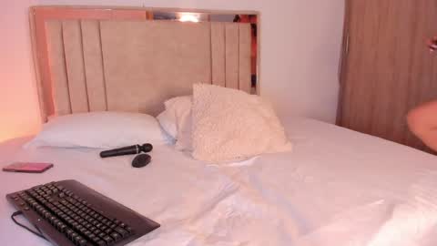 Ricarda online show from 5, 6, 2026