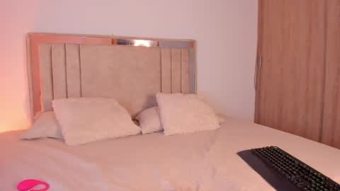 Ricarda online show from 7, 6, 2026