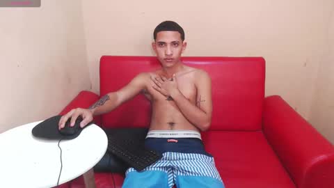 Snapshot of deiv2_ chatting on 18, 10, 2025 deiv2_ online show from 18, 10, 2025