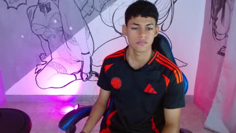 Snapshot of deivid_bigcock1 chatting on 14, 12, 2025 Deivid online show from 14, 12, 2025