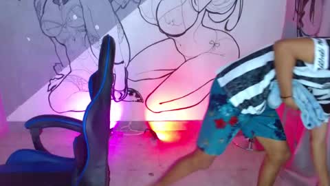 Snapshot of deivid_bigcock1 chatting on 23, 12, 2025 Deivid online show from 23, 12, 2025