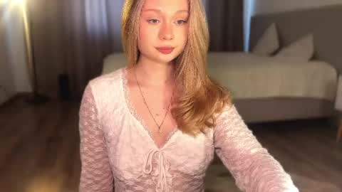 Snapshot of delanona chatting on 2, 5, 2026 Dia online show from 2, 5, 2026