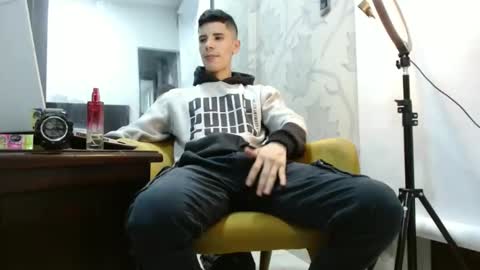 delglo online show from 4, 10, 2025