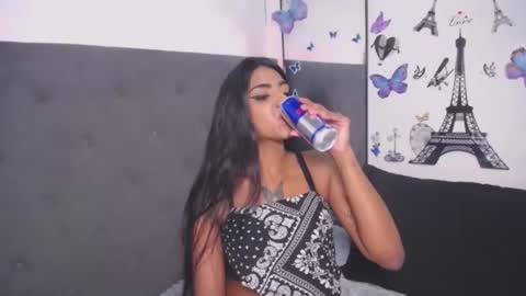 Delilah Blaze online show from 15, 9, 2025