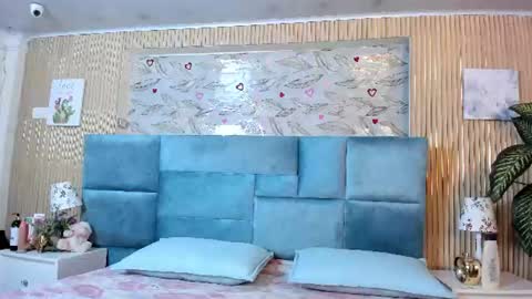 Snapshot of delphine_doll chatting on 20, 6, 2026 Delia online show from 20, 6, 2026