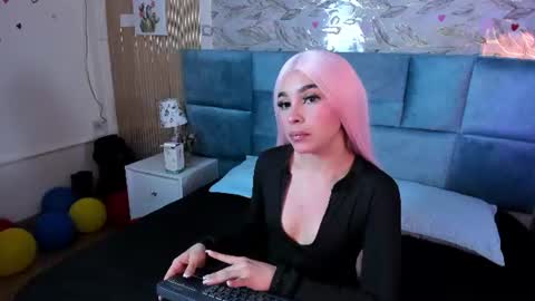 Snapshot of delphine_doll chatting on 2, 7, 2026 Delia online show from 2, 7, 2026