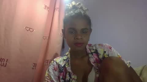 delphine online show from 16, 4, 2026