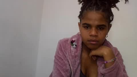 delphine online show from 27, 6, 2026