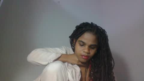 delphine online show from 18, 7, 2026