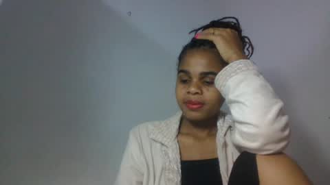 delphine online show from 21, 7, 2026