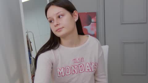Snapshot of demi_murr chatting on 15, 10, 2025 demi_murr online show from 15, 10, 2025