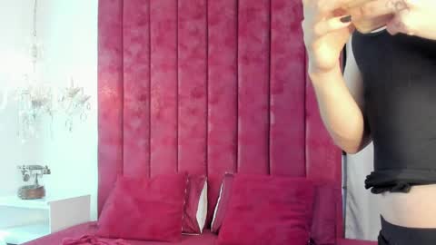   online show from 12, 4, 2026