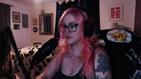 Demoness Mina online show from 9, 1, 2025