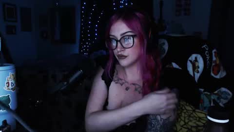 Demoness Mina online show from 2, 2, 2025