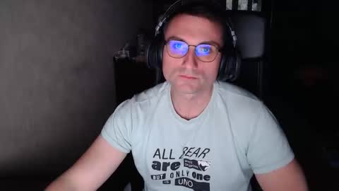 Den online show from 19, 10, 2025