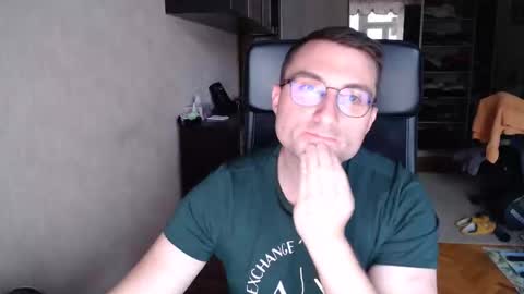 Den online show from 21, 10, 2025