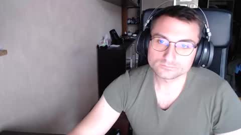 Den online show from 22, 10, 2025