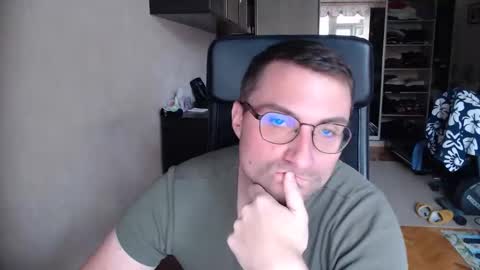 Den online show from 23, 10, 2025