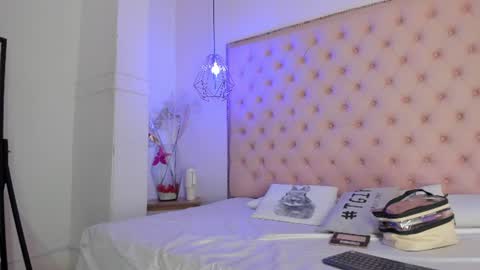 denisse_logan online show from 1, 7, 2026