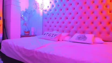 denisse_logan online show from 9, 7, 2026