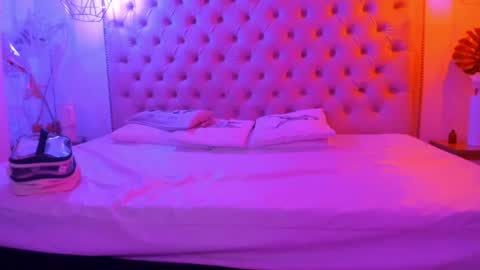 denisse_logan online show from 30, 7, 2026