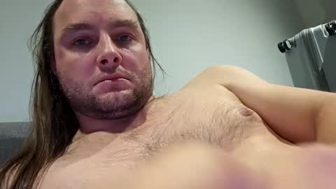 Snapshot of dennis210586 chatting on 5, 2, 2025 dennis210586 online show from 5, 2, 2025