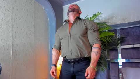 dennis_cox_ online show from 6, 3, 2025