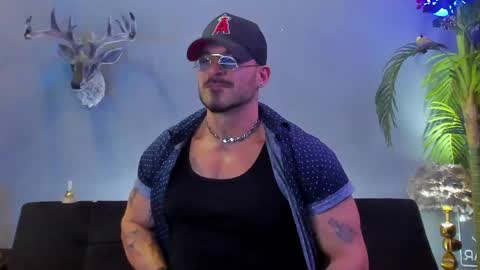 dennis_cox_ online show from 9, 5, 2026