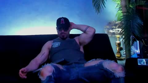 dennis_cox_ online show from 20, 5, 2026