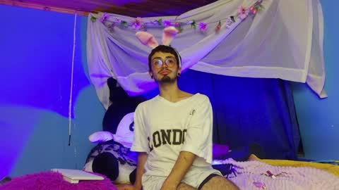 Dennis online show from 24, 4, 2026