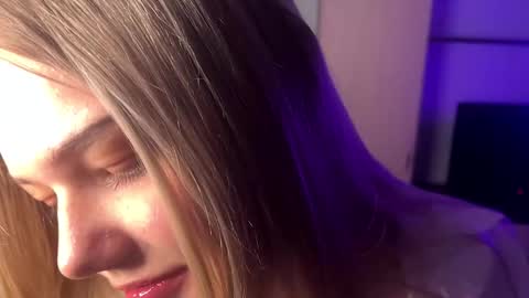 Snapshot of deonnahobb chatting on 13, 3, 2026 Luna online show from 13, 3, 2026