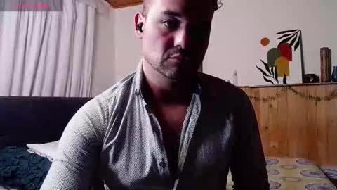 Dereck Mills3 online show from 14, 1, 2026