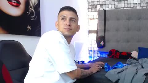 Dereck online show from 22, 7, 2026