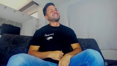 dereckhardd online show from 30, 4, 2026
