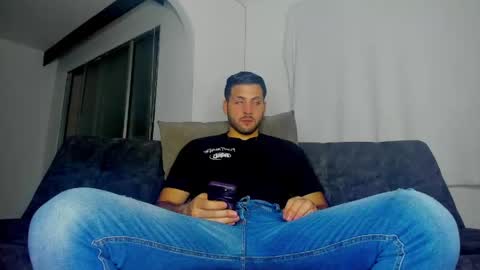 dereckhardd online show from 1, 5, 2026