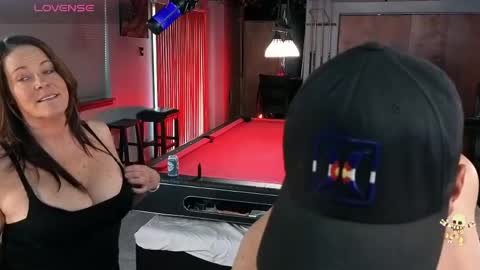 Derrick 52 and Brittany 50 online show from 23, 4, 2026