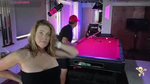 Derrick 52 and Brittany 50 online show from 27, 6, 2026