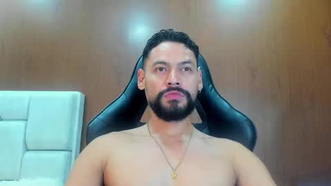 Snapshot of derrybigger_cm chatting on 23, 9, 2025 DerryBigger CM online show from 23, 9, 2025