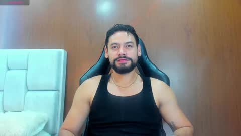 Snapshot of derrybigger_cm chatting on 24, 10, 2025 DerryBigger CM online show from 24, 10, 2025