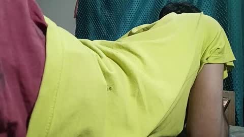 Snapshot of desi_boy799417 chatting on 27, 2, 2025 desi_boy799417 online show from 27, 2, 2025