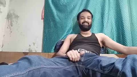 Snapshot of desi_boy799417 chatting on 5, 3, 2025 desi_boy799417 online show from 5, 3, 2025