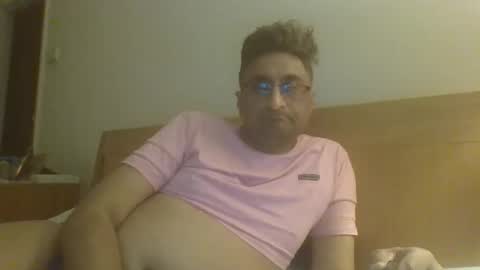 Snapshot of desiboi9 chatting on 29, 10, 2025 desiboi9 online show from 29, 10, 2025