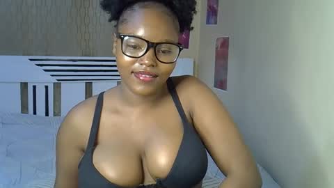 desiredahlia33 online show from 8, 3, 2026