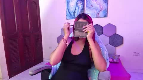 TORI AND MR. BEAR online show from 1, 10, 2025