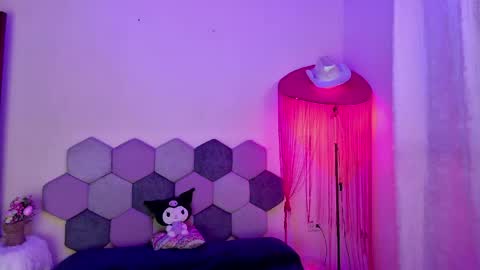 TORI AND MR. BEAR online show from 7, 5, 2026
