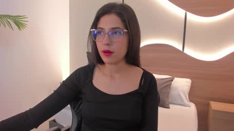 desire online show from 23, 10, 2025